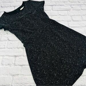 LOFT Dress Black and White Textured Size 4 Fit and Flare Short sleeve Above Knee